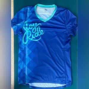 Women’s cycling jersey, I love dirt, Bell, Joy, ride. Mountain biking.